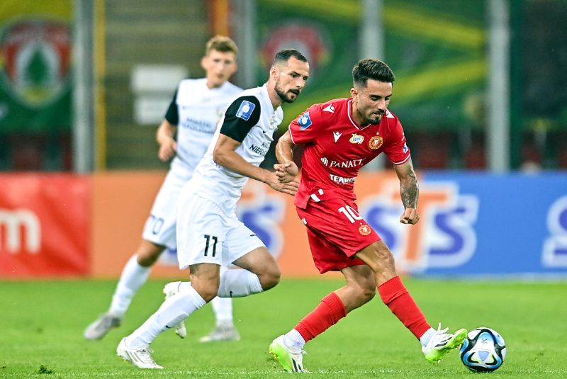 soi-keo-widzew-lodz-vs-puszcza-ngay-20-5